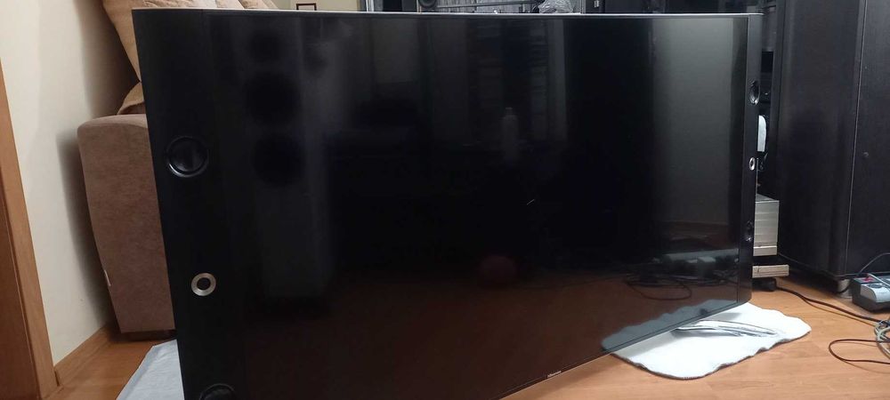 Продам огромный телевизор