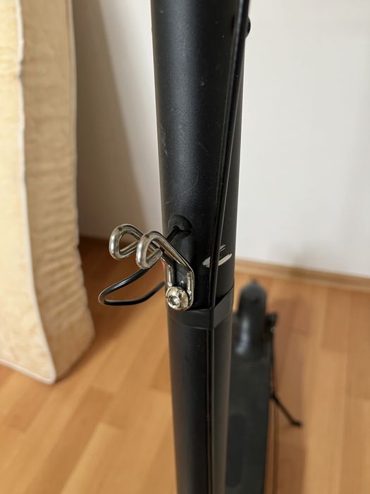 Продам электросамокат Neoline T24