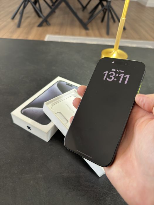 iPhone 15 PRO 256GB Albastru