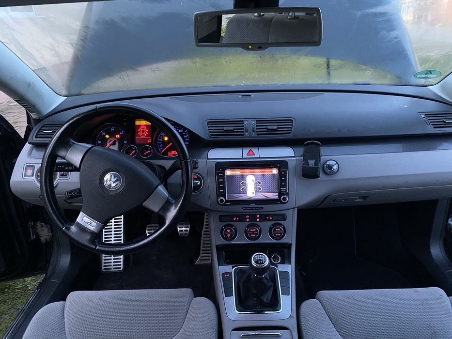 VW Passat B6 2.0 TDI