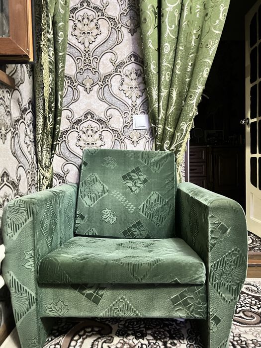 1 Ta Devan 2 Ta kreslo Mustahkam Holati ideal kamchilik yuq