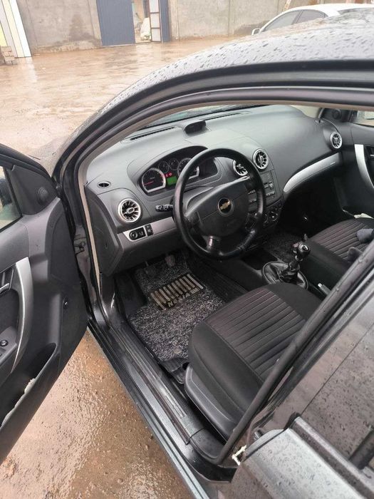 Автомобил NEXIA 3