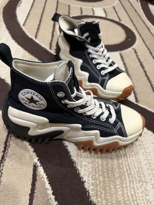 Обувки Converse