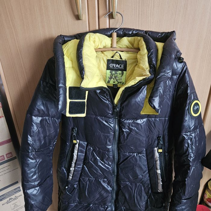 Продам зимнюю куртку