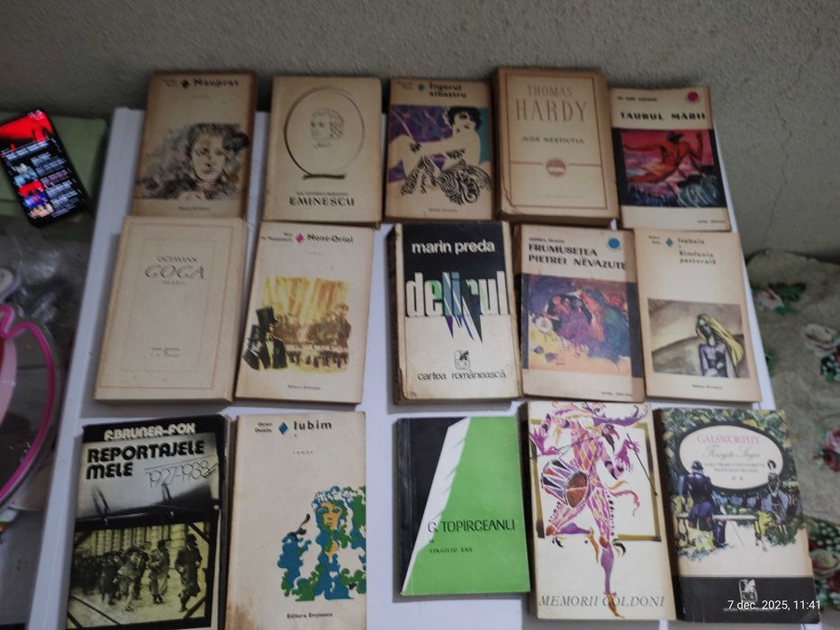 Carti diferite domenii