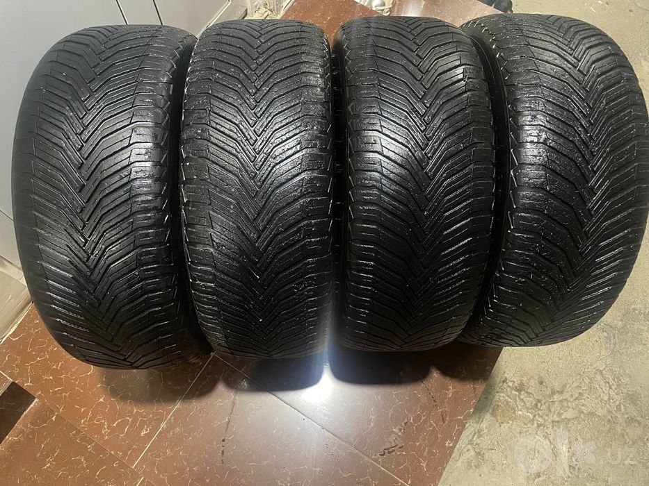 235/45/18 Michelin balon sotiladi