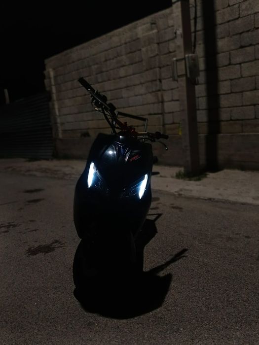 Продам м8 про срочно