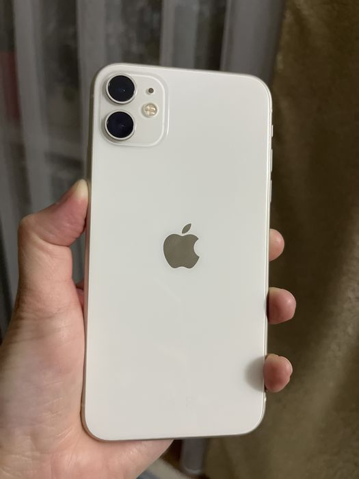 iPhone 11 64гб в хорошем состоянии