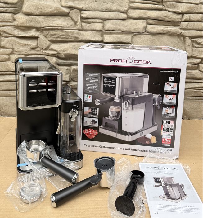 Еспресо машина  ProfiCook® Полуавтоматична, 2 в 1 работи с смляно кафе и Nespresso капсули