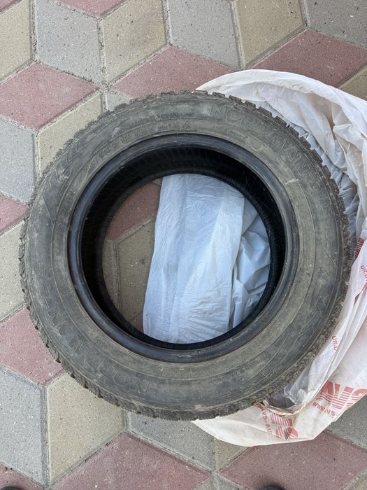 Продам б/у 185/65/15 зимние