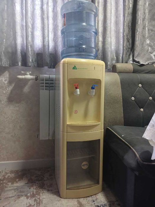Продам кулер для воды