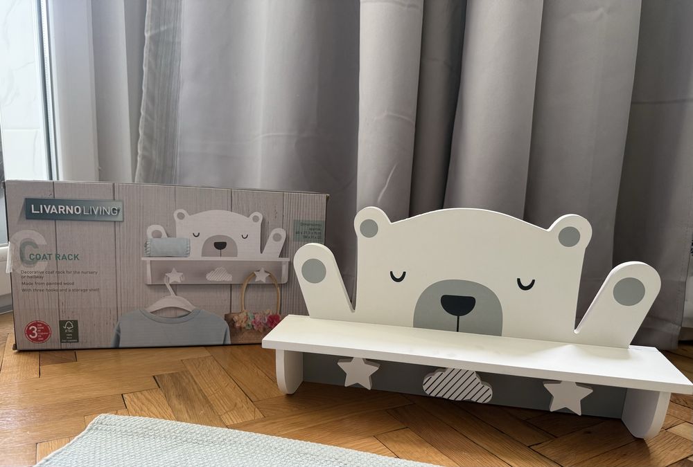 Детска дървена закачалка мече с рафт Livarno Living от LIDL