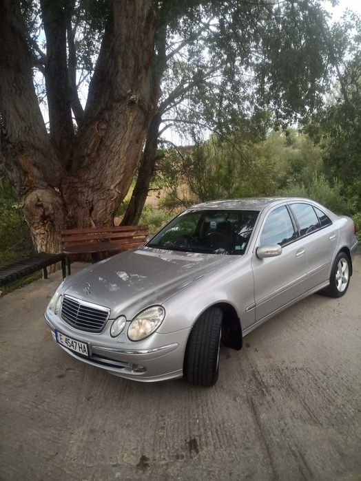 Мерцедес Е 270 2003 г.