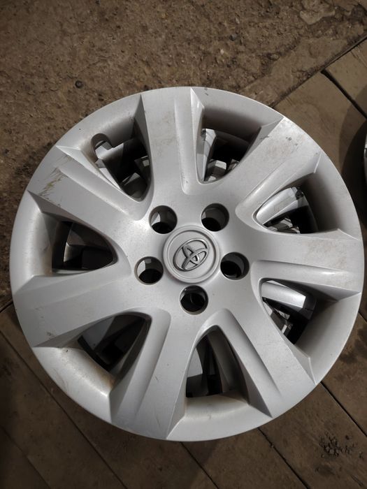 Продам колпаки тойота, Ваз.