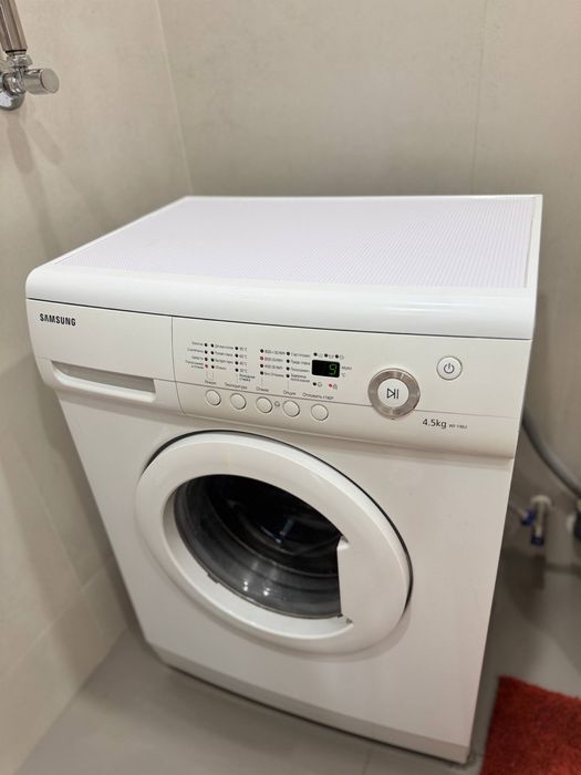Продам на запчасти стиральную машину Samsung WF-F862