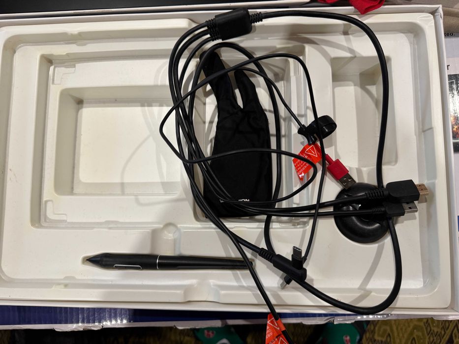 Графичен таблет Huion Kamvas 16