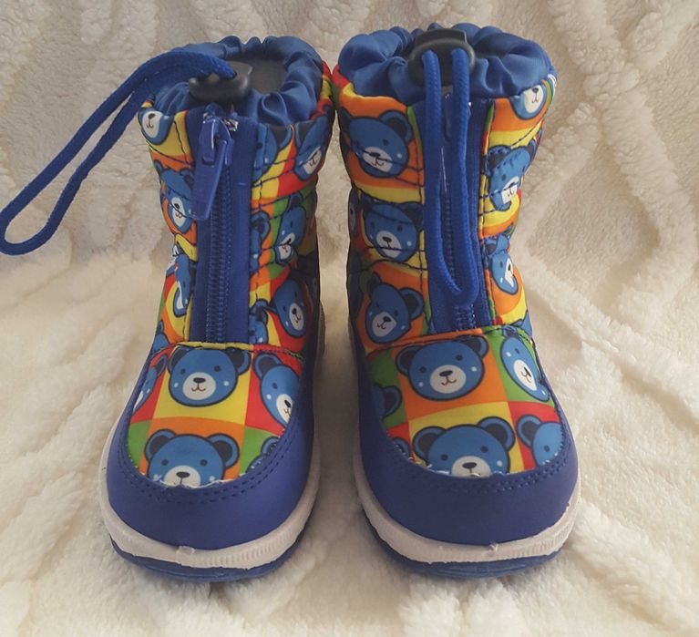 Детски апрески / ботуши - 23 номер