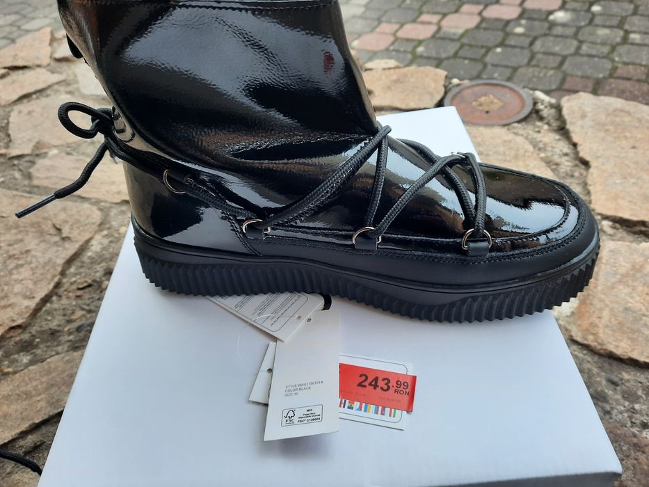 Vând ghete dama negre