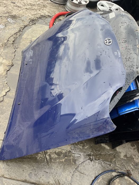 Капак Toyota Corolla 1999г