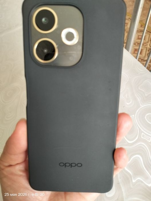 Продам телефон новый OPPO A5 Pro