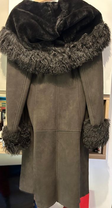 Vand cojoc in stare foarte bună