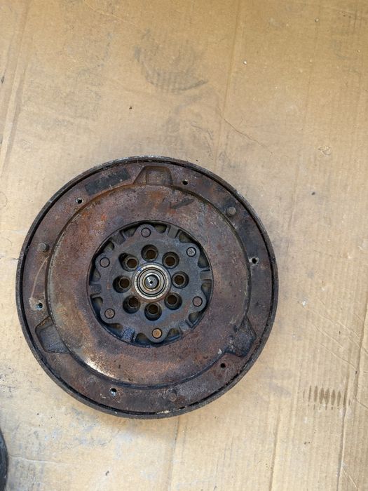 Маховик Bmw 123d n47 204кс бмв 123а е87 е81 е82 e87 e81 e82