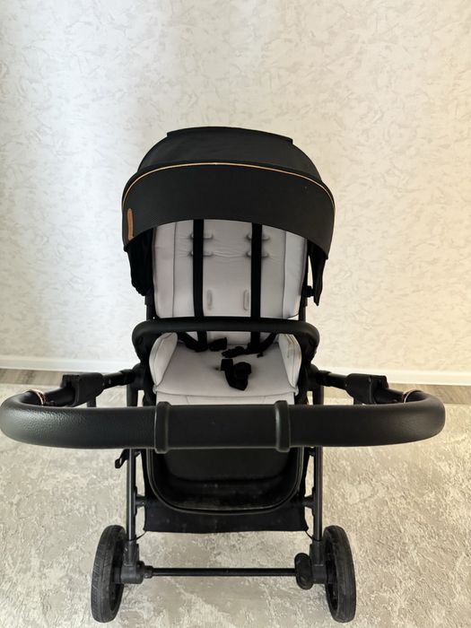 Продам коляску НЕДОРОГО