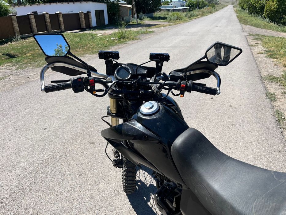 Эндуро мотоцикл 250 куб.