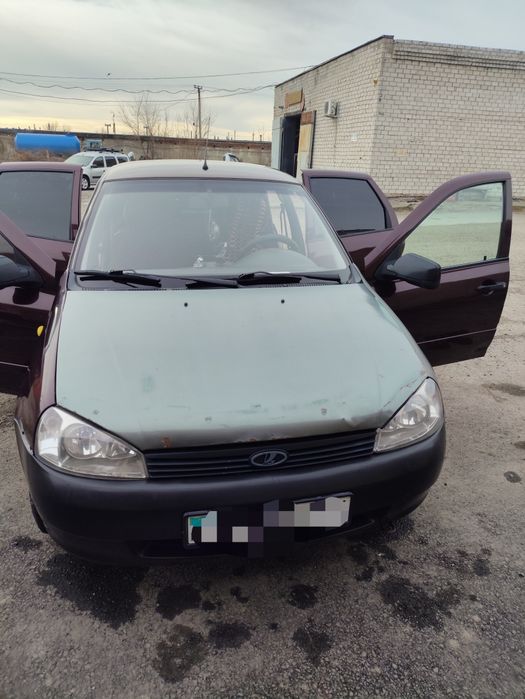 Продам машину лада калина