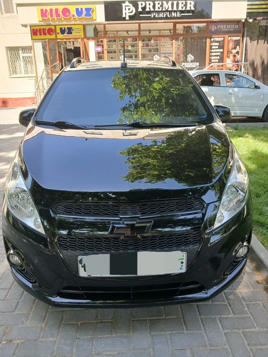 Spark 2022 qora gbo