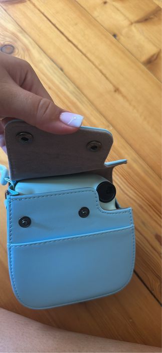 Фотоапарат insta mini 12