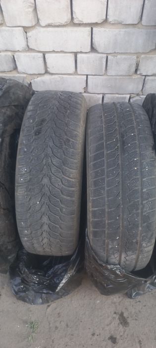 Продам резину 215×65×16