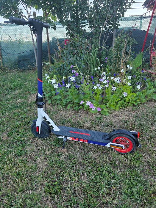 Trotineta electrica Aprilia