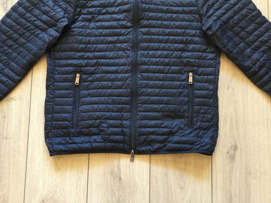 НОВО синьо ултра леко пухено яке EMPORIO ARMANI размер 54 XL от Италия