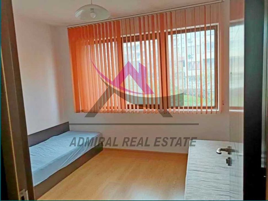 Дава се под наем Тристаен апартамент в Варна, Център - 84 кв.м за 498.27 € - Снимка #3