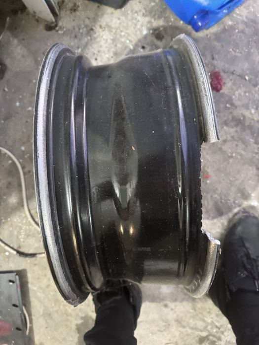 Продам диски R16