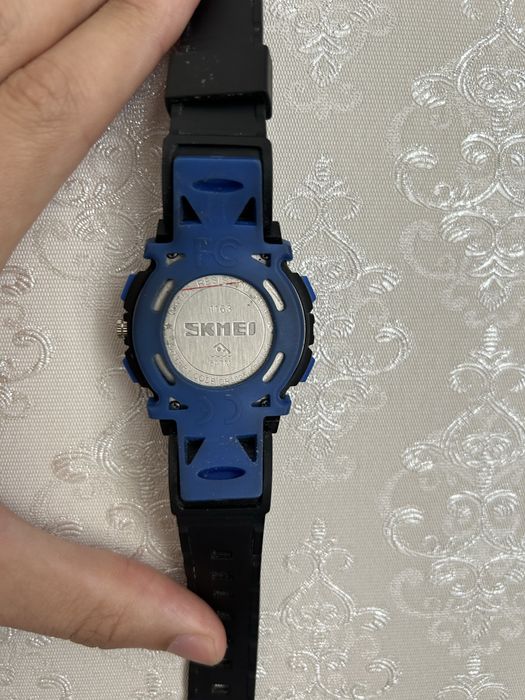 Часы спортивные водонепроницаемые