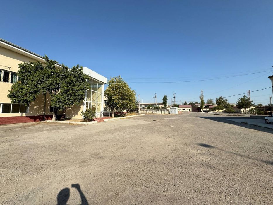 Бектимир . Склад и офис  852 кв.м