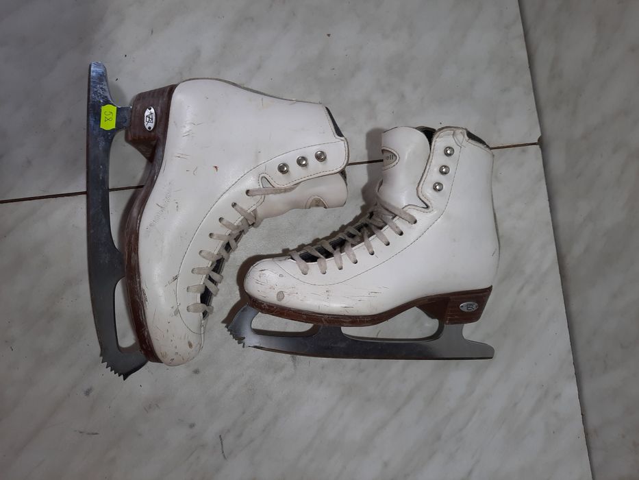 Patine gheata profesionale patinaj artistic 58 Riedell marime eu 32