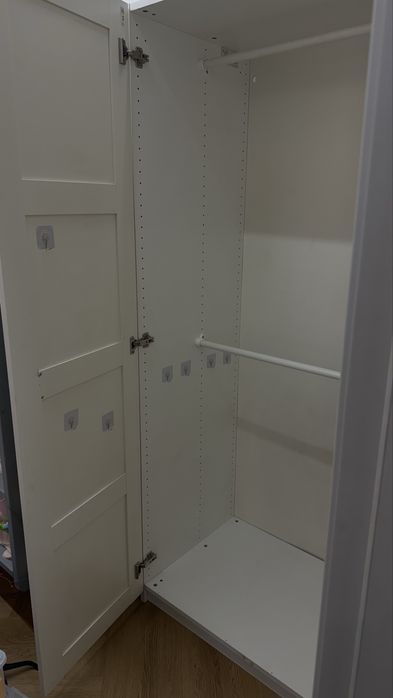 Срочно продам Шкаф Икеа для одежды