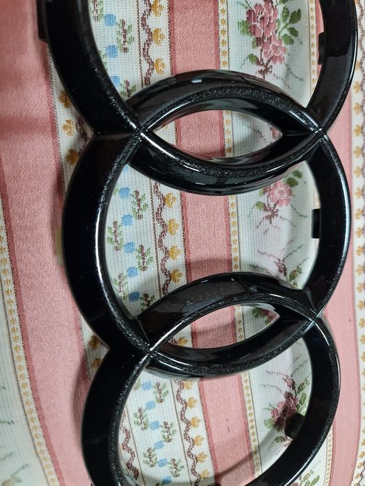 Emblema originala audi.