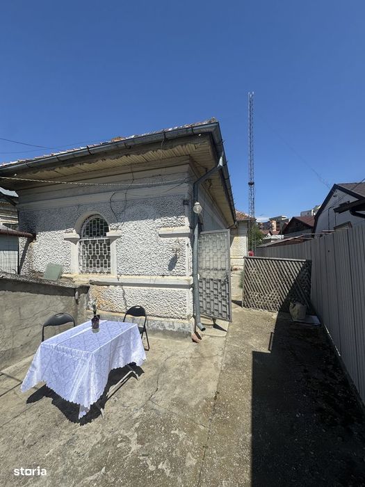 Casa 3 camere Str Penteleu