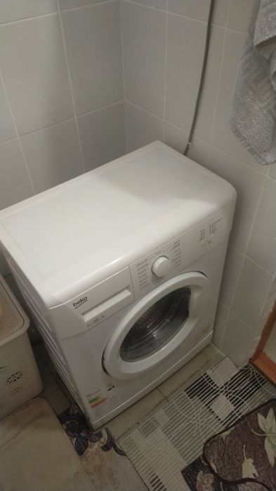 Продам стиральную машину