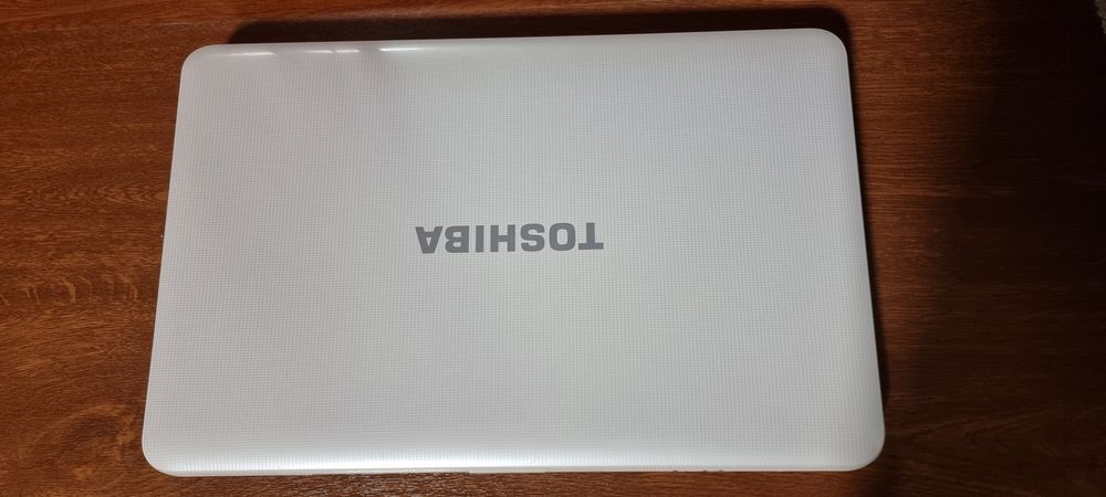 TOSHIBA Satellite C850-C1W