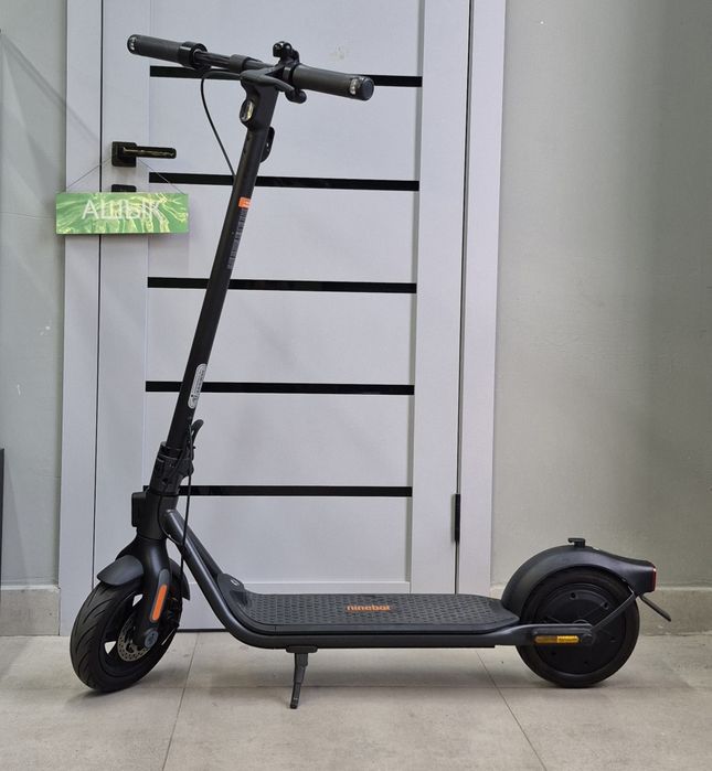 Ninebot kickscooter f2