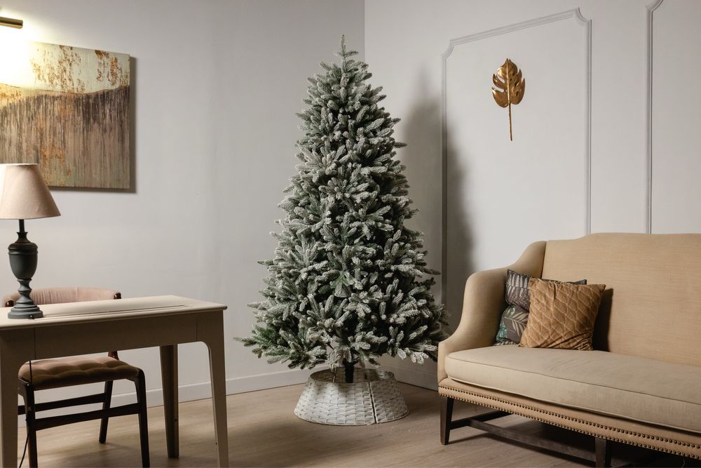 Продам новые снежные елки