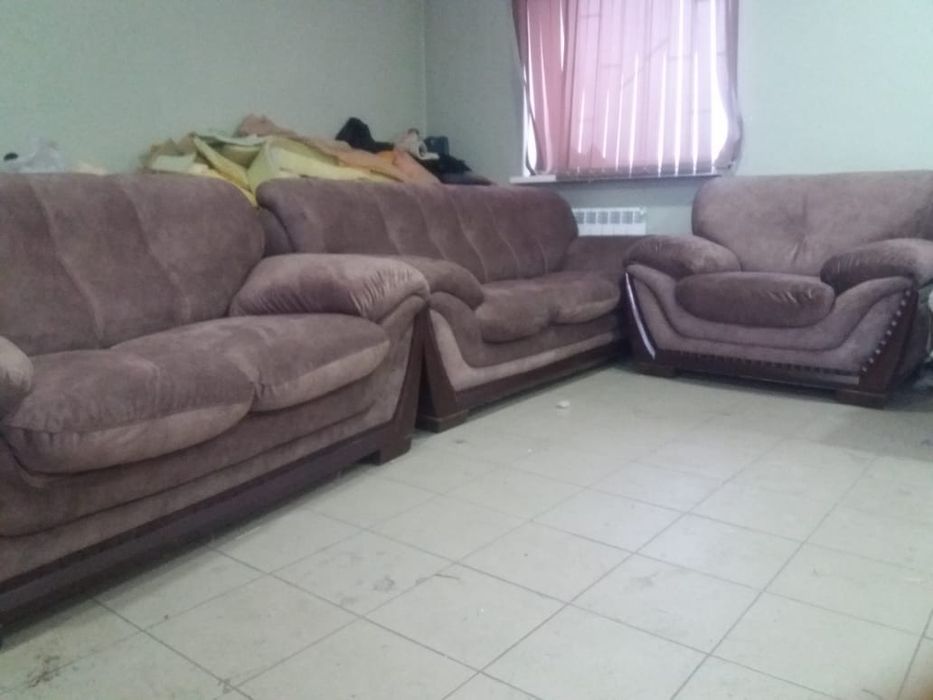 Реставрации диванов, кроватей, кресел,стульев.