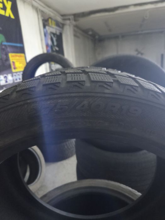 Продам шины зимние green max