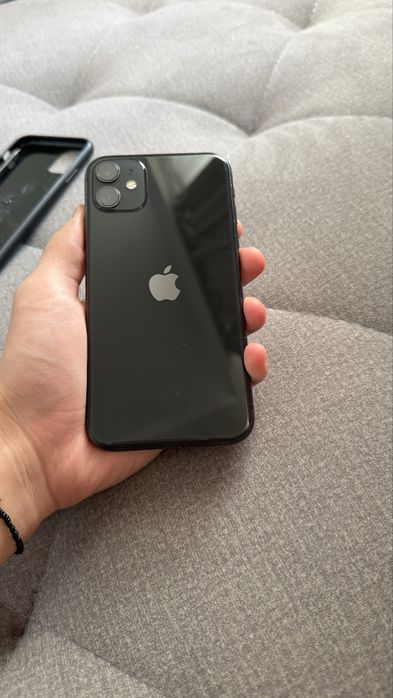 iphone 11      .