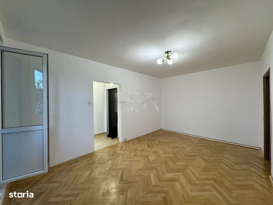 2 camere renovat, vedere pe spate, Mihalache